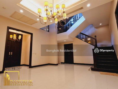 House in Compound, Bangkok, Thailand House in Compound, Bangkok, Thailand