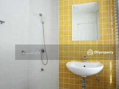 Klang Muang, Bangkok, Thailand Klang Muang, Bangkok, Thailand