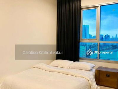 Life Ratchadapisek, Bangkok, Thailand Life Ratchadapisek, Bangkok, Thailand