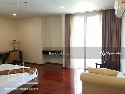 Piyathip Place, Bangkok, Thailand Piyathip Place, Bangkok, Thailand