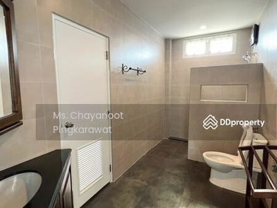 house in Sukhumvit for rent, Bangkok, Thailand house in Sukhumvit for rent, Bangkok, Thailand