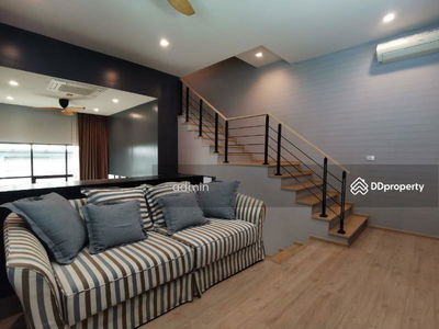 Townhouse for rent, Rama 3, area 34 sq m., Bangkok, Thailand Townhouse for rent, Rama 3, area 34 sq m., Bangkok, Thailand