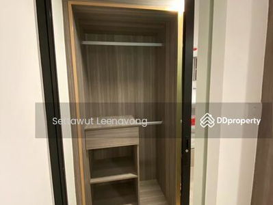 KnightsBridge Phaholyothin Interchange, Bangkok, Thailand KnightsBridge Phaholyothin Interchange, Bangkok, Thailand