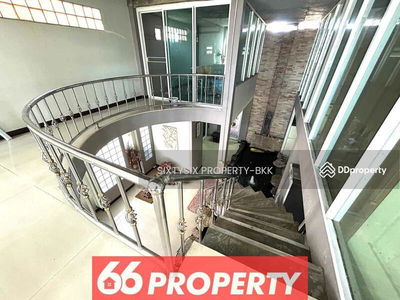 Commercial/Shophouse, Bangkok, Thailand Commercial/Shophouse, Bangkok, Thailand