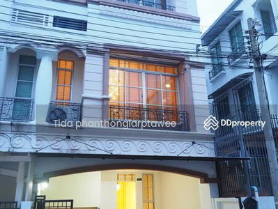 Baan Klang Muang Ladprao-Yothin Phatthana, Bangkok, Thailand Baan Klang Muang Ladprao-Yothin Phatthana, Bangkok, Thailand