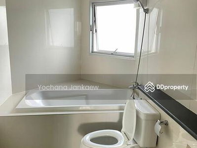 P.W.T. Mansion, Bangkok, Thailand P.W.T. Mansion, Bangkok, Thailand