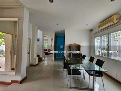 10230, Bangkok, Thailand 10230, Bangkok, Thailand