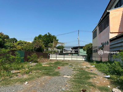 Soi Sukhumvit 76, Samut Prakan, Thailand Soi Sukhumvit 76, Samut Prakan, Thailand