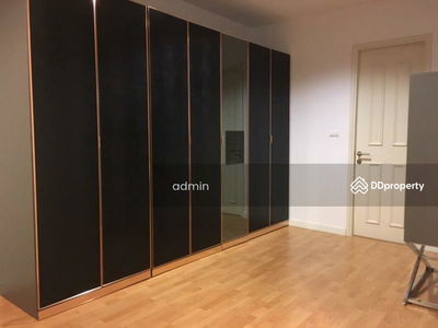 House for rent, 4 floors, 4 bedrooms, usable area 275 sq m, Bangkok, Thailand House for rent, 4 floors, 4 bedrooms, usable area 275 sq m, Bangkok, Thailand