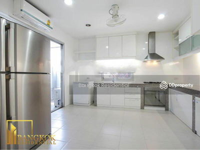 House in Compound, Bangkok, Thailand House in Compound, Bangkok, Thailand