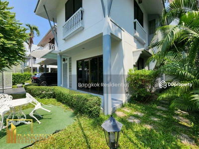 House in Compound, Bangkok, Thailand House in Compound, Bangkok, Thailand