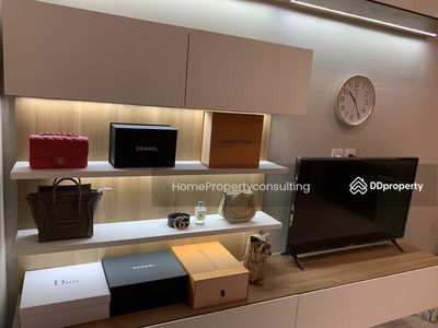 The Metropolis Samrong Interchange, Samut Prakan, Thailand The Metropolis Samrong Interchange, Samut Prakan, Thailand