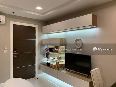 The Metropolis Samrong Interchange, Samut Prakan, Thailand The Metropolis Samrong Interchange, Samut Prakan, Thailand