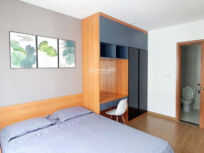 Golden Field My Dinh, Vietnam Golden Field My Dinh, Vietnam