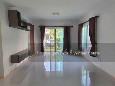 Logement dans Sam Phran, Thailand Logement dans Sam Phran, Thailand