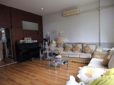 Baan Klang Mueang The Paris Ratchavipha, Bangkok, Thailand Baan Klang Mueang The Paris Ratchavipha, Bangkok, Thailand