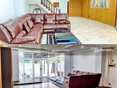 St. Andrew's School (1.5 km.), BTS Phra Khanong (2.5 km.), Bangkok, Thailand St. Andrew's School (1.5 km.), BTS Phra Khanong (2.5 km.), Bangkok, Thailand