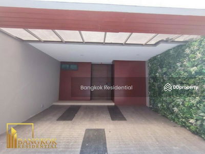 Townhouse in Compound, Bangkok, Thailand Townhouse in Compound, Bangkok, Thailand