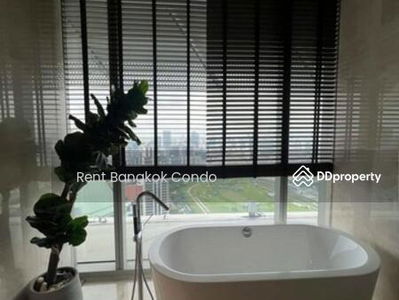 MAGNOLIAS Ratchadamri, Bangkok, Thailand MAGNOLIAS Ratchadamri, Bangkok, Thailand