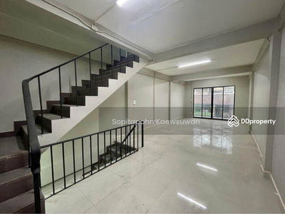 10260, Bangkok, Thailand 10260, Bangkok, Thailand