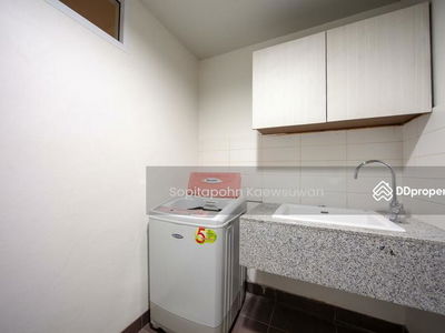 Richmond Hills Residence Thonglor 25, Bangkok, Thailand Richmond Hills Residence Thonglor 25, Bangkok, Thailand