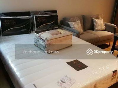 Park Origin Phrom Phong, Bangkok, Thailand Park Origin Phrom Phong, Bangkok, Thailand