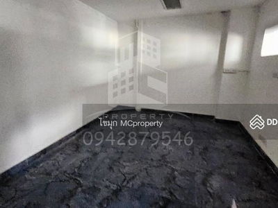 Supalai Park Ratchayothin, Bangkok, Thailand Supalai Park Ratchayothin, Bangkok, Thailand