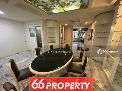 Moo Baan Chicha Castle, Bangkok, Thailand Moo Baan Chicha Castle, Bangkok, Thailand