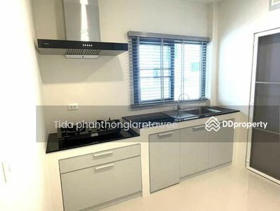 Centro Bangna Km.7, Samut Prakan, Thailand Centro Bangna Km.7, Samut Prakan, Thailand