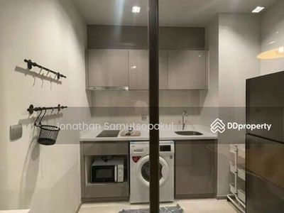 Life Asoke, Bangkok, Thailand Life Asoke, Bangkok, Thailand