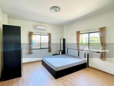 Single house for rent, lots of space Sriracha Tower Village, Nine Kilo, Sriracha, Chon Buri, Thailand Single house for rent, lots of space Sriracha Tower Village, Nine Kilo, Sriracha, Chon Buri, Thailand