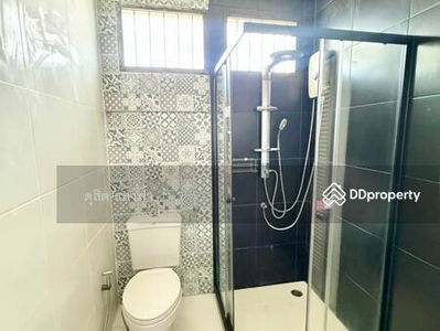 Single house for rent, lots of space Sriracha Tower Village, Nine Kilo, Sriracha, Chon Buri, Thailand Single house for rent, lots of space Sriracha Tower Village, Nine Kilo, Sriracha, Chon Buri, Thailand