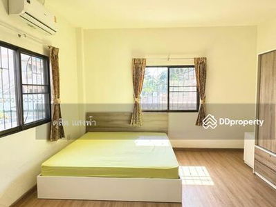 Single house for rent, lots of space Sriracha Tower Village, Nine Kilo, Sriracha, Chon Buri, Thailand Single house for rent, lots of space Sriracha Tower Village, Nine Kilo, Sriracha, Chon Buri, Thailand