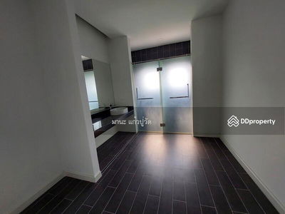 Blesstown, Bangkok, Thailand Blesstown, Bangkok, Thailand