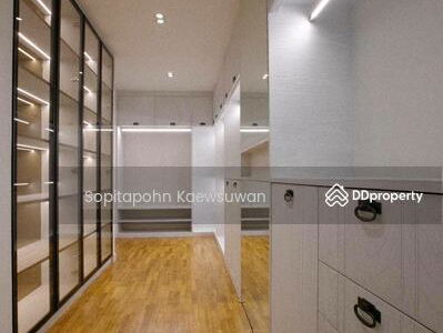 Baan Klang Krung Thonglor, Bangkok, Thailand Baan Klang Krung Thonglor, Bangkok, Thailand