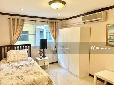 Baan Royal Nakarin Villa, Bangkok, Thailand Baan Royal Nakarin Villa, Bangkok, Thailand