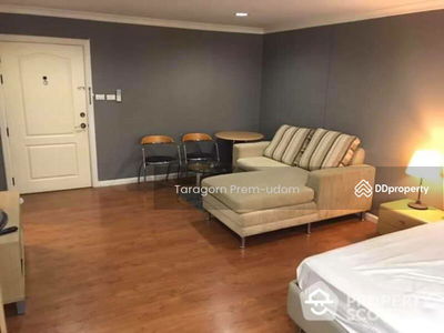 Lumpini Suite Sukhumvit 41, Bangkok, Thailand Lumpini Suite Sukhumvit 41, Bangkok, Thailand