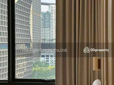 Muniq Langsuan, Bangkok, Thailand Muniq Langsuan, Bangkok, Thailand