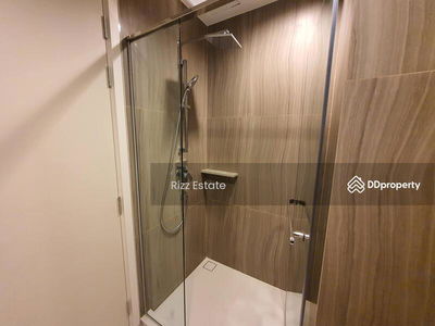 The Line Phahon-Pradipat, Bangkok, Thailand The Line Phahon-Pradipat, Bangkok, Thailand