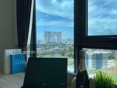 Life Ladprao Valley, Bangkok, Thailand Life Ladprao Valley, Bangkok, Thailand