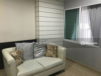 Life @ Sathorn 10, Bangkok, Thailand Life @ Sathorn 10, Bangkok, Thailand