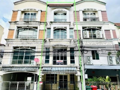 Baan Klang Muang Ratchada-Ladprao, Bangkok, Thailand Baan Klang Muang Ratchada-Ladprao, Bangkok, Thailand