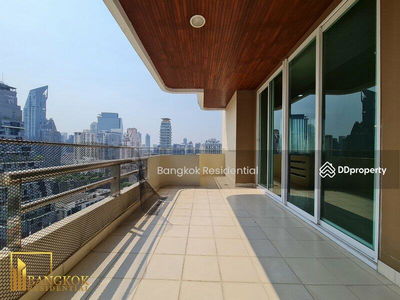 Piyathip Place, Bangkok, Thailand Piyathip Place, Bangkok, Thailand