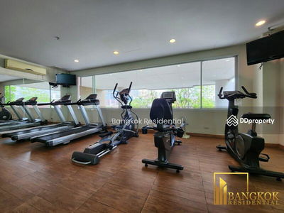 Piyathip Place, Bangkok, Thailand Piyathip Place, Bangkok, Thailand