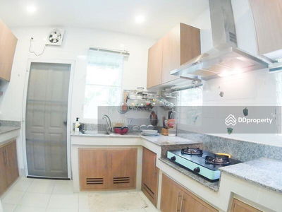 A8MG2116, Chiang Mai, Thailand A8MG2116, Chiang Mai, Thailand