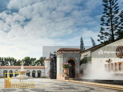 Nantawan Village, Bangkok, Thailand Nantawan Village, Bangkok, Thailand