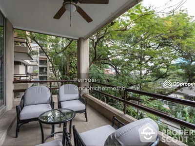 Krystal Court, Bangkok, Thailand Krystal Court, Bangkok, Thailand