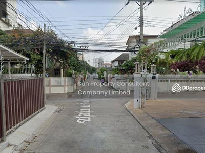 Vacant land, Sukhumvit 71, Bangkok, Thailand Vacant land, Sukhumvit 71, Bangkok, Thailand