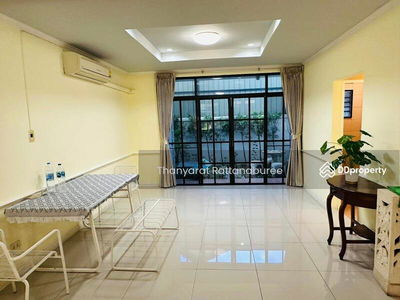 Moo Baan Chicha Castle, Bangkok, Thailand Moo Baan Chicha Castle, Bangkok, Thailand