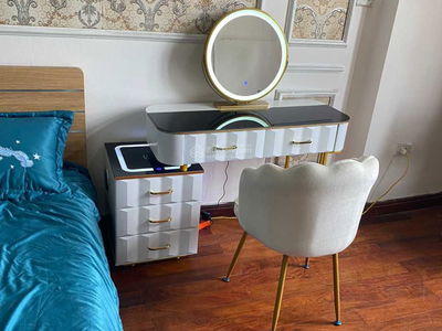 Gehäuse In Hanoi, Vietnam  Gehäuse In Hanoi, Vietnam